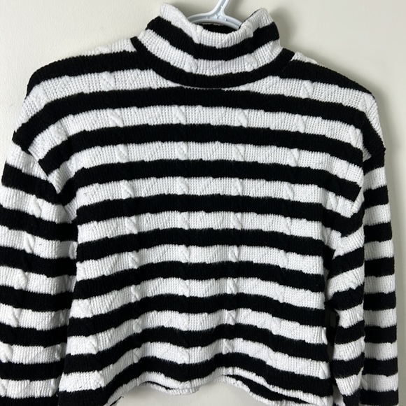 Zara Rugby Stripes Knit Cropped Sweater Size Small - Picture 6 of 9
